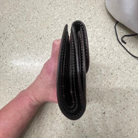 COPY - COPY - Preloved Burberry pink wallet - Picture 7 of 7